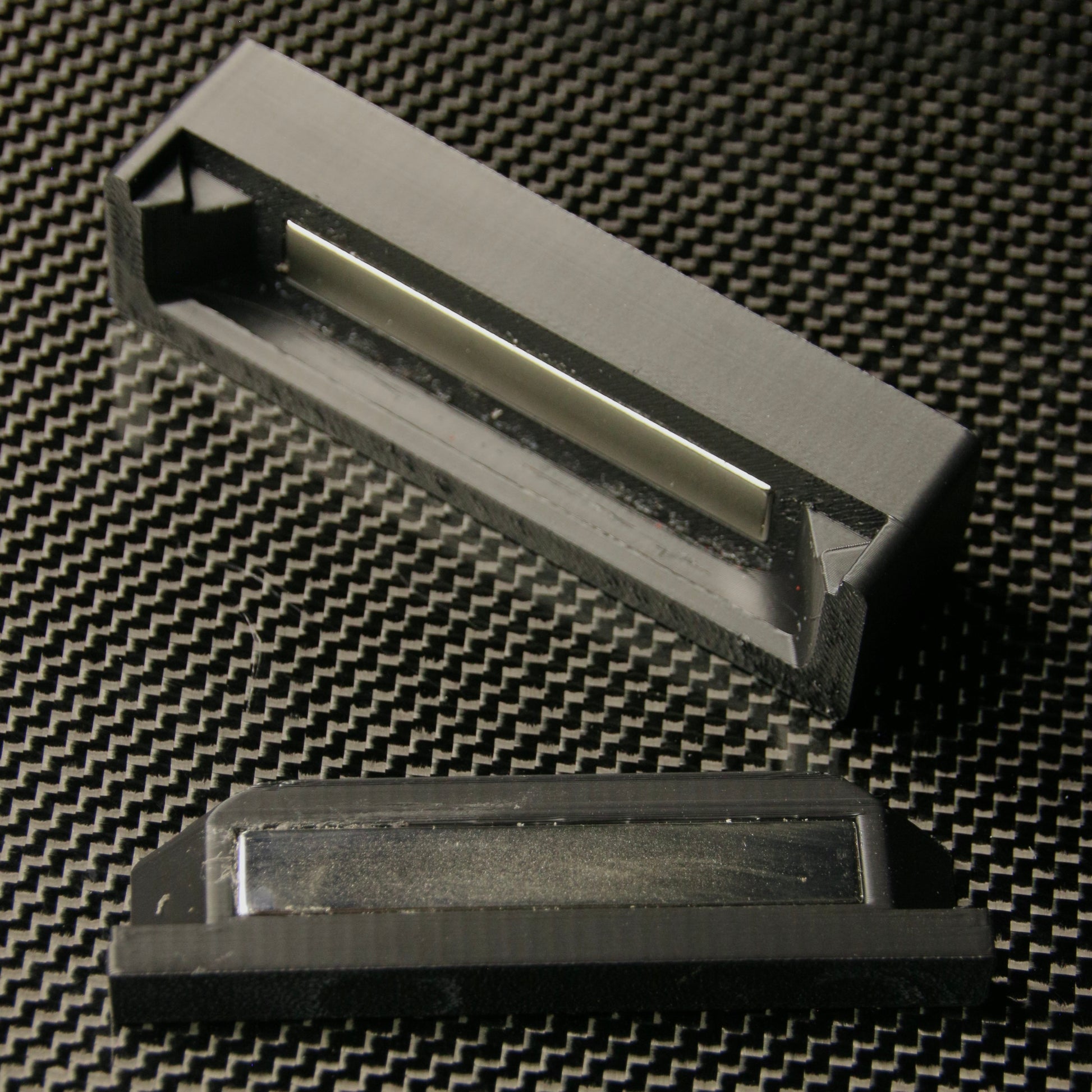 Magnetic front plate mount by CHIMERA STUDIO, featuring a sleek design for easy attachment to compatible equipment.