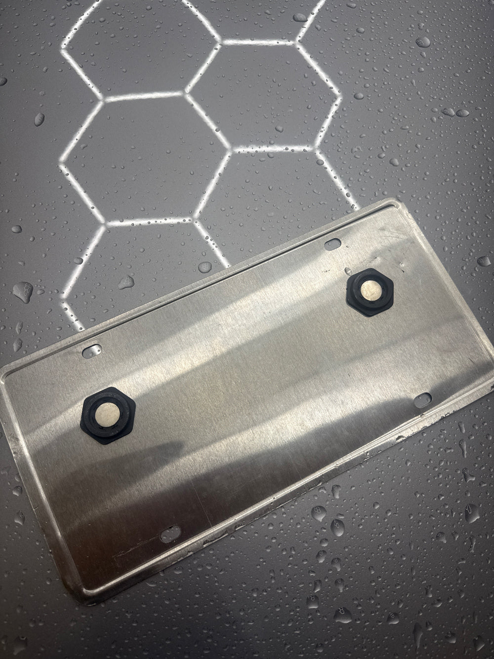 V2 Additional Plate Magnets from CHIMERA STUDIO, showing strong magnetic plates for studio or industrial use.