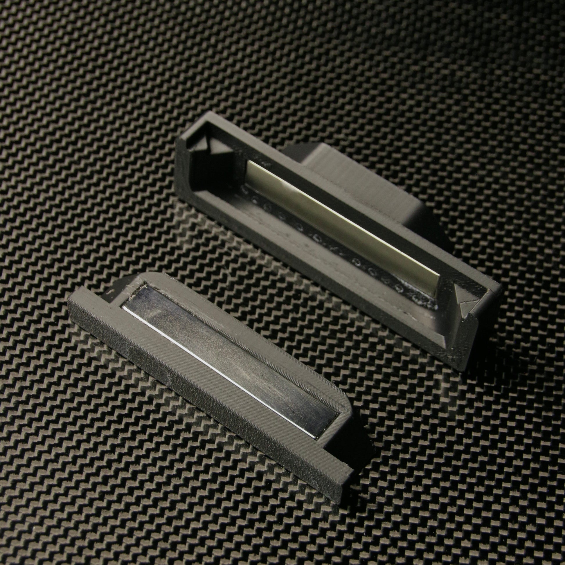 Magnetic front plate mount by CHIMERA STUDIO with a sleek, sturdy design for easy attachment and secure hold.