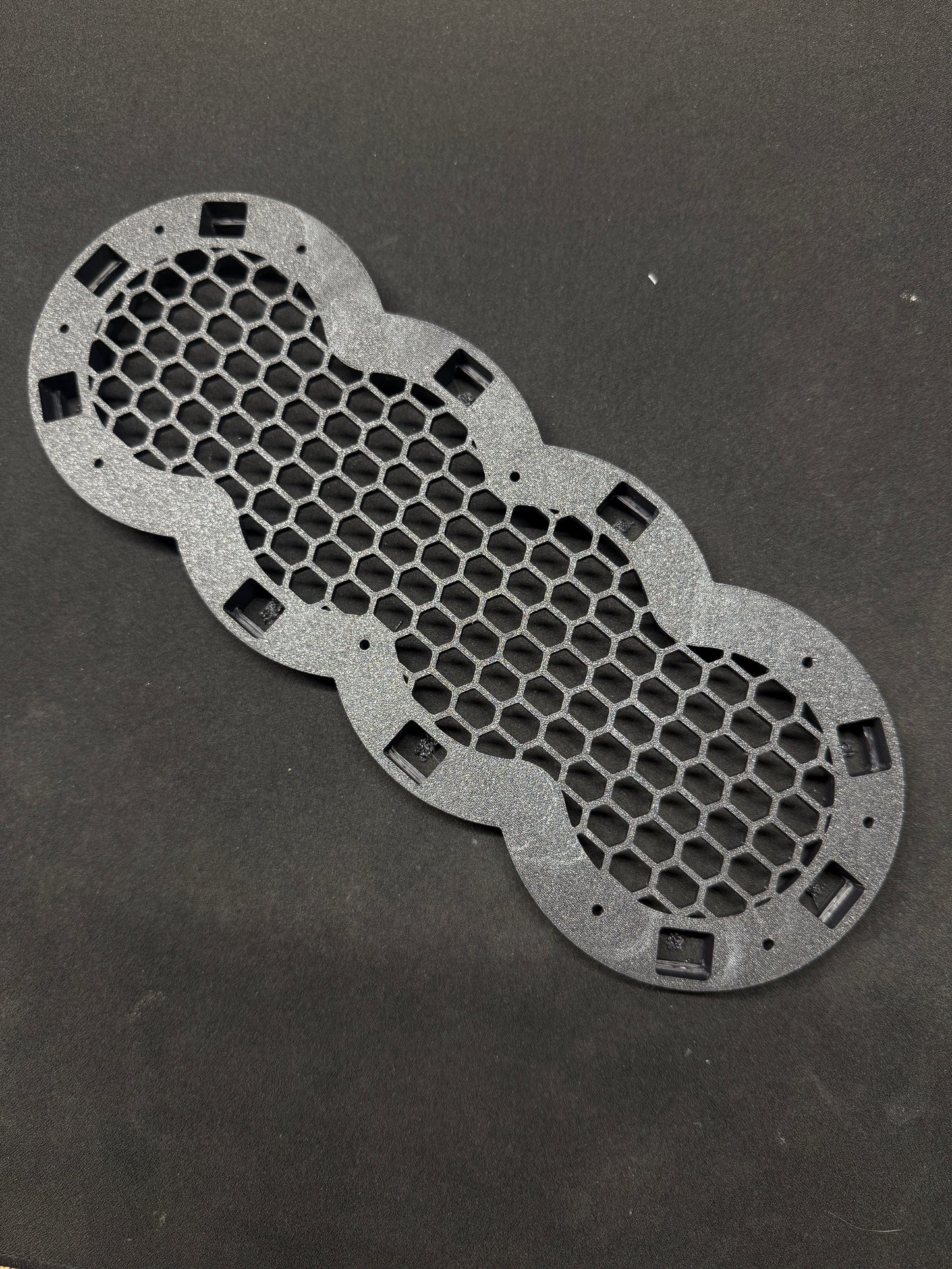 Honeycomb Audi Ring Mount