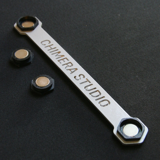 V1 Magnetic License Plate Bracket