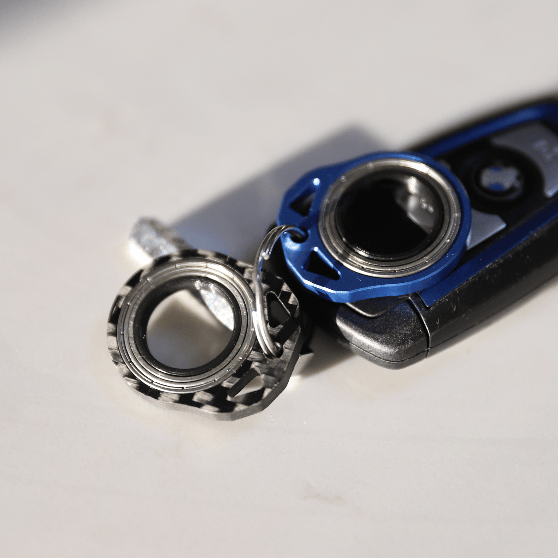 Keyreaper Pro 2.0 (CARBON) - Keyrambit - The Original Keychain Spinner